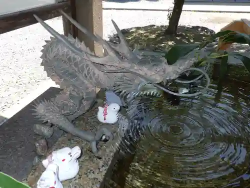 新川神社の手水舎