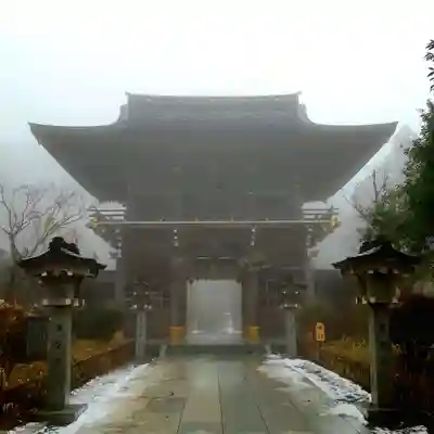 秋葉山本宮 秋葉神社 上社の山門・神門