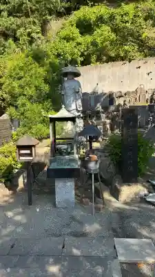 東昌寺の{uncategorized: "未分類", other: "その他", undefined: "問題あり", building: "その他建物", grave: "お墓", sacred_gate: "鳥居", guardian: "狛犬", statue: "像", buddha: "仏像", history: "歴史", nature: "自然", garden: "庭園", animal: "動物", pagoda: "塔", temizu: "手水舎", mountain_gate: "山門・神門", sanctuary: "本殿・本堂", subordinate: "末社・摂社", art: "芸術", scenery: "景色", jizo: "地蔵", ema: "絵馬", goshuin: "御朱印", omikuji: "おみくじ", items: "授与品その他", amulet: "お守り", goshuincho: "御朱印帳", eats: "食事", festival: "お祭り", votive_dance: "神楽", shichigosan: "七五三参", wedding: "結婚式", experience: "体験その他", initially: "初詣", around: "周辺", anti_infection: "感染症対策"}
