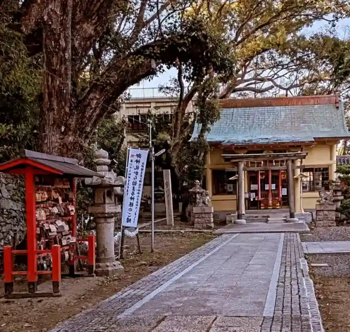 刺田比古神社の{uncategorized: "未分類", other: "その他", undefined: "問題あり", building: "その他建物", grave: "お墓", sacred_gate: "鳥居", guardian: "狛犬", statue: "像", buddha: "仏像", history: "歴史", nature: "自然", garden: "庭園", animal: "動物", pagoda: "塔", temizu: "手水舎", mountain_gate: "山門・神門", sanctuary: "本殿・本堂", subordinate: "末社・摂社", art: "芸術", scenery: "景色", jizo: "地蔵", ema: "絵馬", goshuin: "御朱印", omikuji: "おみくじ", items: "授与品その他", amulet: "お守り", goshuincho: "御朱印帳", eats: "食事", festival: "お祭り", votive_dance: "神楽", shichigosan: "七五三参", wedding: "結婚式", experience: "体験その他", initially: "初詣", around: "周辺", anti_infection: "感染症対策"}