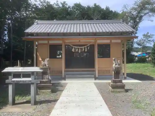 半布神社の本殿