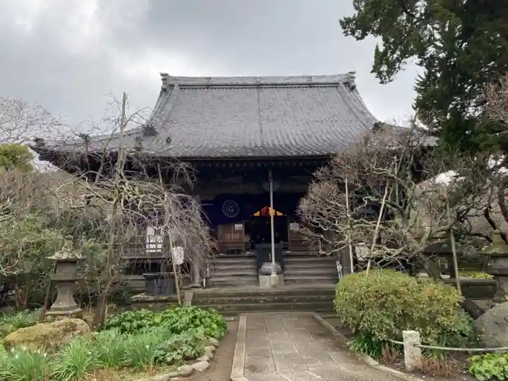 宝戒寺の本殿・本堂