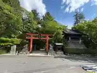 高鴨神社の{uncategorized: "未分類", other: "その他", undefined: "問題あり", building: "その他建物", grave: "お墓", sacred_gate: "鳥居", guardian: "狛犬", statue: "像", buddha: "仏像", history: "歴史", nature: "自然", garden: "庭園", animal: "動物", pagoda: "塔", temizu: "手水舎", mountain_gate: "山門・神門", sanctuary: "本殿・本堂", subordinate: "末社・摂社", art: "芸術", scenery: "景色", jizo: "地蔵", ema: "絵馬", goshuin: "御朱印", omikuji: "おみくじ", items: "授与品その他", amulet: "お守り", goshuincho: "御朱印帳", eats: "食事", festival: "お祭り", votive_dance: "神楽", shichigosan: "七五三参", wedding: "結婚式", experience: "体験その他", initially: "初詣", around: "周辺", anti_infection: "感染症対策"}