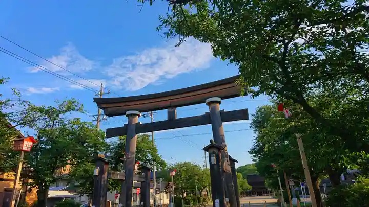 尾張大國霊神社(国府宮)の鳥居