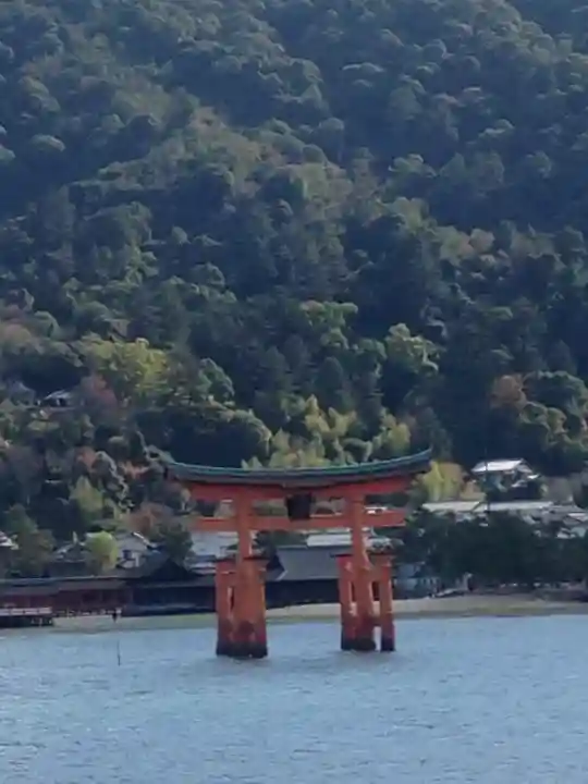 厳島神社(広島県)
