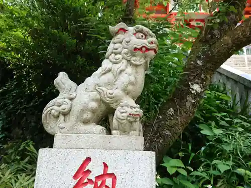 高尾山薬王院の狛犬