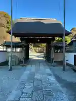 上行寺の{uncategorized: "未分類", other: "その他", undefined: "問題あり", building: "その他建物", grave: "お墓", sacred_gate: "鳥居", guardian: "狛犬", statue: "像", buddha: "仏像", history: "歴史", nature: "自然", garden: "庭園", animal: "動物", pagoda: "塔", temizu: "手水舎", mountain_gate: "山門・神門", sanctuary: "本殿・本堂", subordinate: "末社・摂社", art: "芸術", scenery: "景色", jizo: "地蔵", ema: "絵馬", goshuin: "御朱印", omikuji: "おみくじ", items: "授与品その他", amulet: "お守り", goshuincho: "御朱印帳", eats: "食事", festival: "お祭り", votive_dance: "神楽", shichigosan: "七五三参", wedding: "結婚式", experience: "体験その他", initially: "初詣", around: "周辺", anti_infection: "感染症対策"}