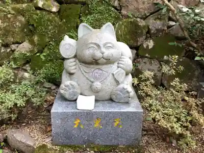 お松大権現の狛犬