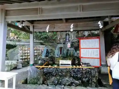 二見興玉神社の手水舎