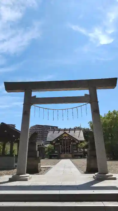 十二神社の鳥居