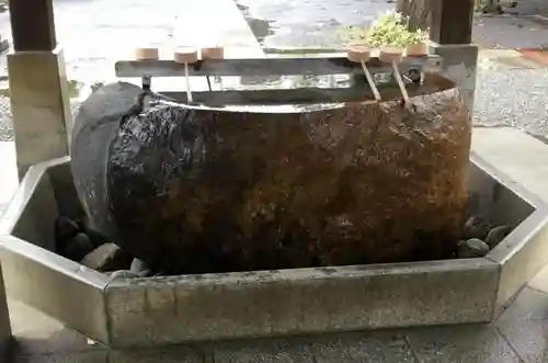 麻布氷川神社の手水舎
