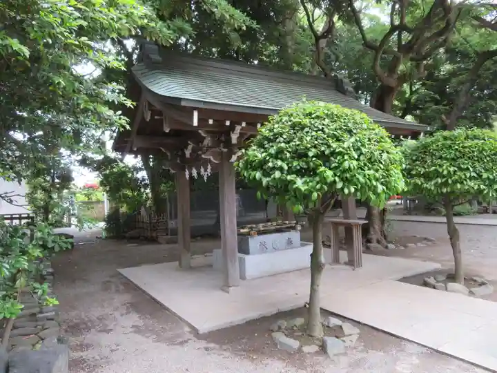 前鳥神社の手水舎