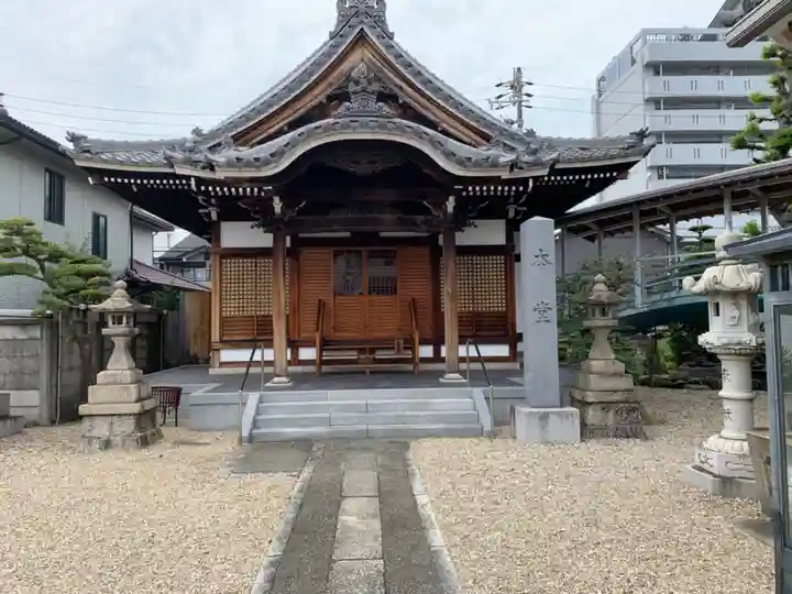 秋葉山 常光院の本殿・本堂