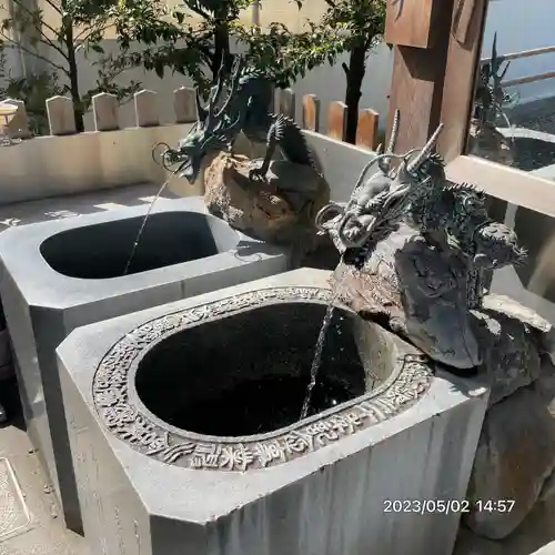 真清田神社の手水