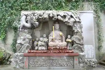 江島神社の仏像