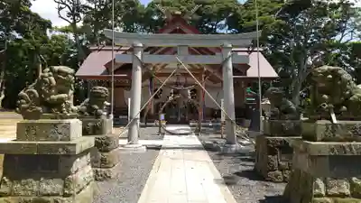 佐波波地祇神社の鳥居