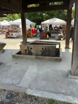 真宗大谷派名古屋別院の{uncategorized: "未分類", other: "その他", undefined: "問題あり", building: "その他建物", grave: "お墓", sacred_gate: "鳥居", guardian: "狛犬", statue: "像", buddha: "仏像", history: "歴史", nature: "自然", garden: "庭園", animal: "動物", pagoda: "塔", temizu: "手水舎", mountain_gate: "山門・神門", sanctuary: "本殿・本堂", subordinate: "末社・摂社", art: "芸術", scenery: "景色", jizo: "地蔵", ema: "絵馬", goshuin: "御朱印", omikuji: "おみくじ", items: "授与品その他", amulet: "お守り", goshuincho: "御朱印帳", eats: "食事", festival: "お祭り", votive_dance: "神楽", shichigosan: "七五三参", wedding: "結婚式", experience: "体験その他", initially: "初詣", around: "周辺", anti_infection: "感染症対策"}