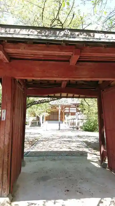 円満寺の山門・神門