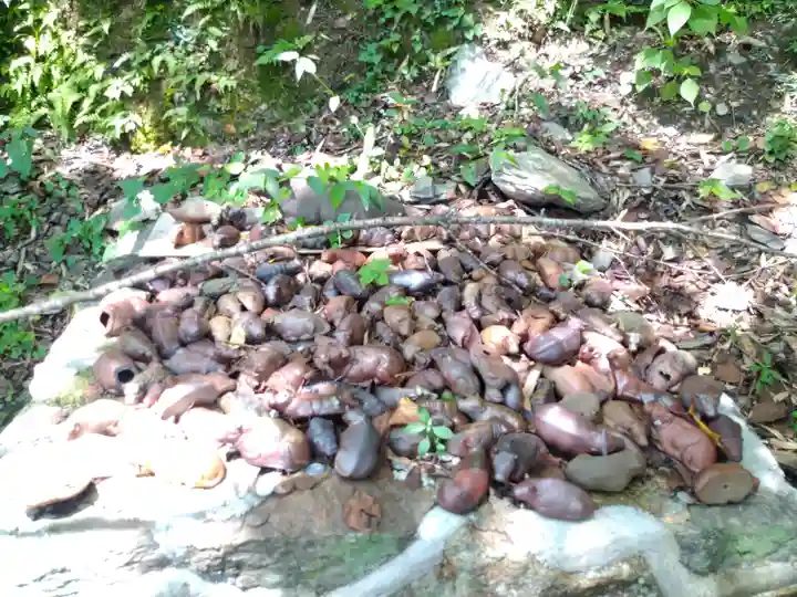 神根神社の末社・摂社