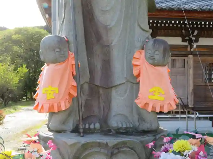 信濃比叡廣拯院の地蔵