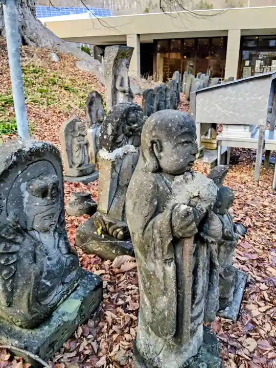 黄金龍神社(桂不動)(北海道)