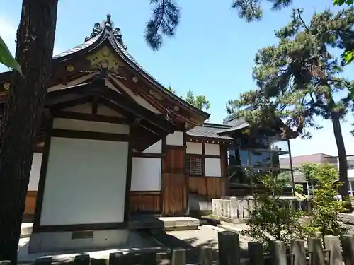 八幡神社の本殿