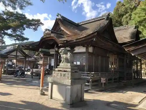 白鬚神社の本殿・本堂