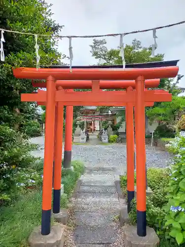 天明稲荷神社の鳥居