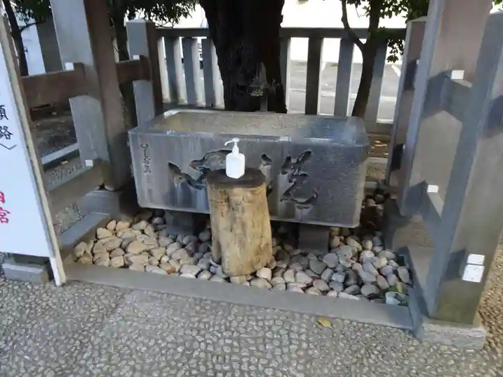 伊勢原大神宮の手水舎