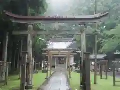 諏訪神社の鳥居