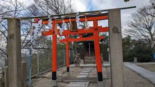 安居神社の末社