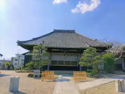 宝蔵寺の本殿・本堂