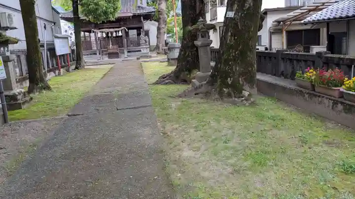 秋葉神社の庭園