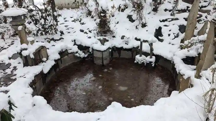 上川神社の庭園