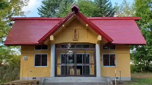 赤井川神社の本殿