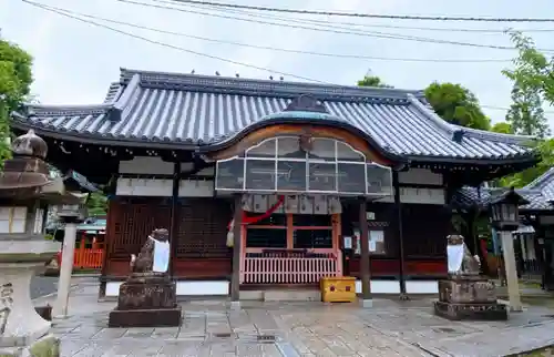 三輪神社の本殿・本堂