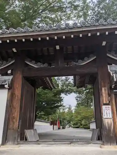 多田神社の山門・神門