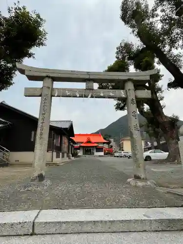 御所神社の鳥居