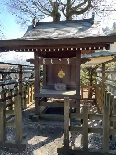 子安神社の本殿