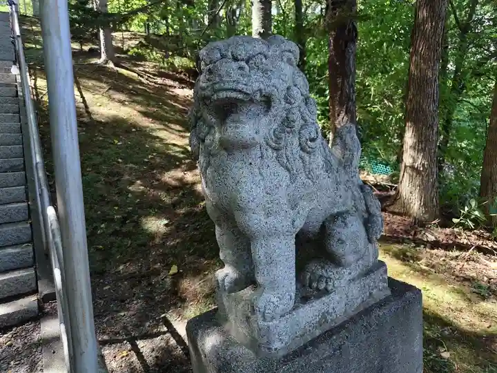 足寄神社の狛犬