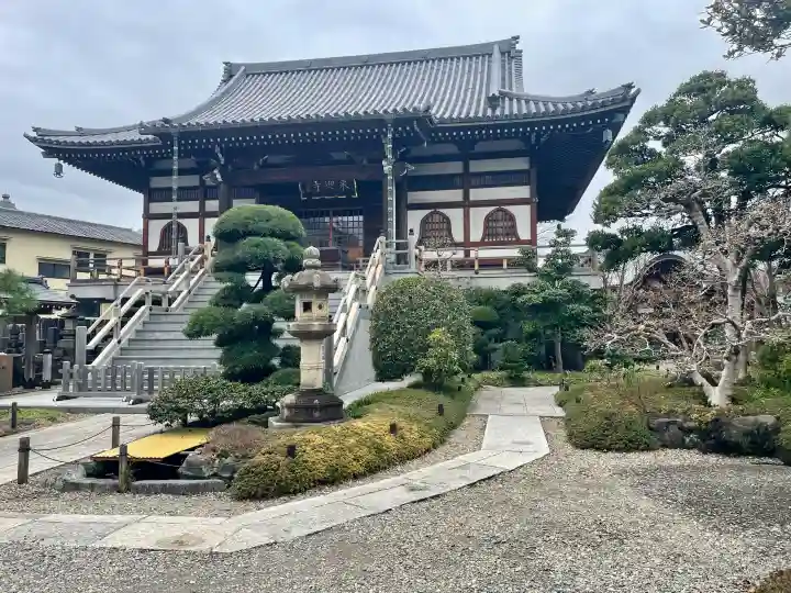 来迎寺の{uncategorized: "未分類", other: "その他", undefined: "問題あり", building: "その他建物", grave: "お墓", sacred_gate: "鳥居", guardian: "狛犬", statue: "像", buddha: "仏像", history: "歴史", nature: "自然", garden: "庭園", animal: "動物", pagoda: "塔", temizu: "手水舎", mountain_gate: "山門・神門", sanctuary: "本殿・本堂", subordinate: "末社・摂社", art: "芸術", scenery: "景色", jizo: "地蔵", ema: "絵馬", goshuin: "御朱印", omikuji: "おみくじ", items: "授与品その他", amulet: "お守り", goshuincho: "御朱印帳", eats: "食事", festival: "お祭り", votive_dance: "神楽", shichigosan: "七五三参", wedding: "結婚式", experience: "体験その他", initially: "初詣", around: "周辺", anti_infection: "感染症対策"}