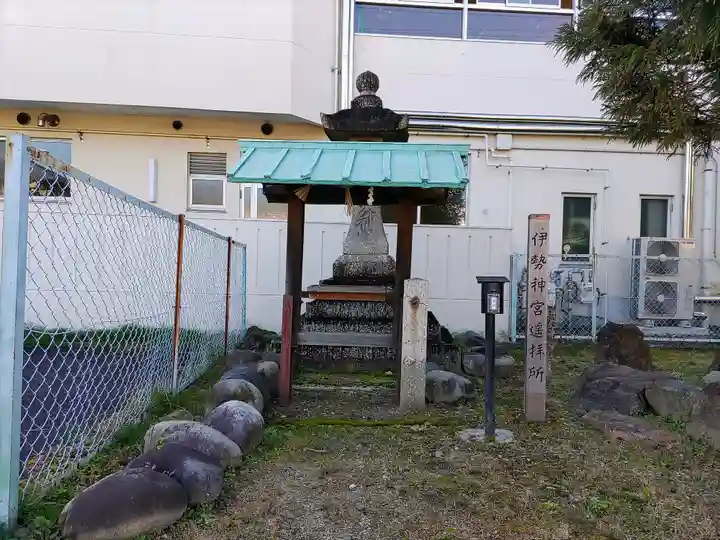 十所社(九之坪)の末社・摂社