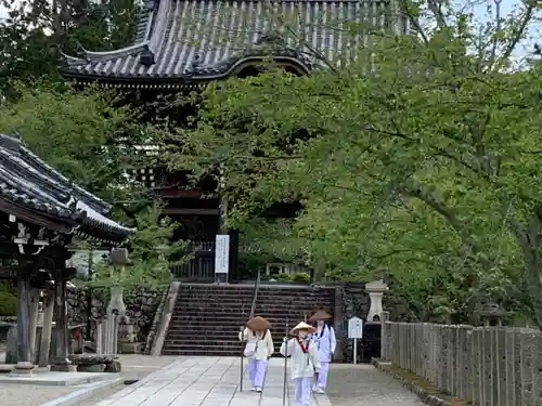 粉河寺の山門