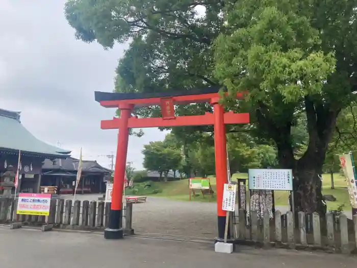 代継宮の鳥居