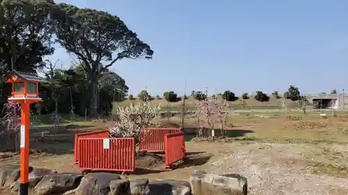 犬丸天満宮の庭園