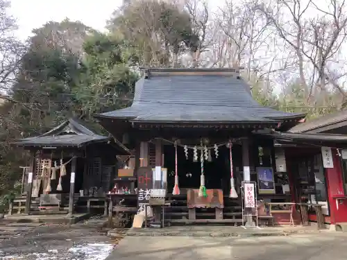 中山鳥瀧神社の{uncategorized: "未分類", other: "その他", undefined: "問題あり", building: "その他建物", grave: "お墓", sacred_gate: "鳥居", guardian: "狛犬", statue: "像", buddha: "仏像", history: "歴史", nature: "自然", garden: "庭園", animal: "動物", pagoda: "塔", temizu: "手水舎", mountain_gate: "山門・神門", sanctuary: "本殿・本堂", subordinate: "末社・摂社", art: "芸術", scenery: "景色", jizo: "地蔵", ema: "絵馬", goshuin: "御朱印", omikuji: "おみくじ", items: "授与品その他", amulet: "お守り", goshuincho: "御朱印帳", eats: "食事", festival: "お祭り", votive_dance: "神楽", shichigosan: "七五三参", wedding: "結婚式", experience: "体験その他", initially: "初詣", around: "周辺", anti_infection: "感染症対策"}