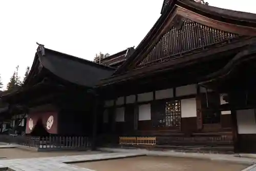 高野山金剛峯寺の本殿・本堂
