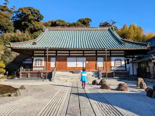 龍雲寺の本殿