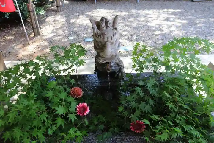 滑川神社 - 仕事と子どもの守り神の手水舎