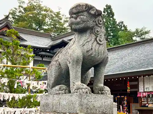 櫻山神社の狛犬